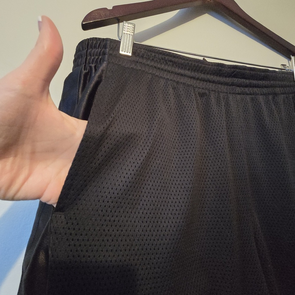 Vintage Nike Basketball Shorts Men's XXL Black Elastic Waist Drawstring Pockets - Picture 4 of 15